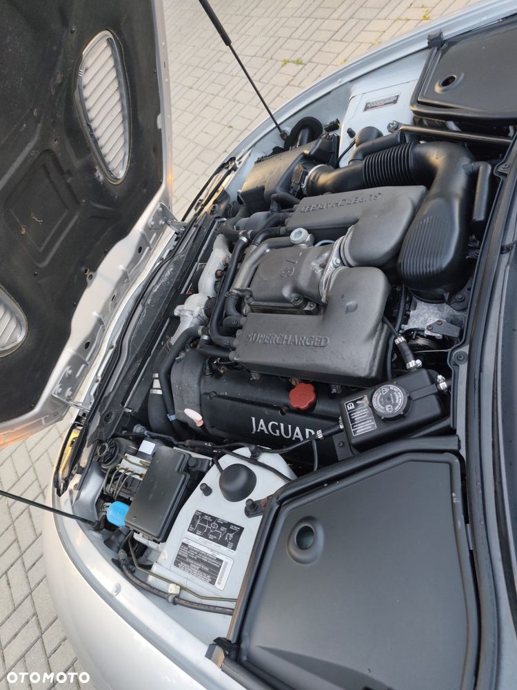 Jaguar XK8 - 34