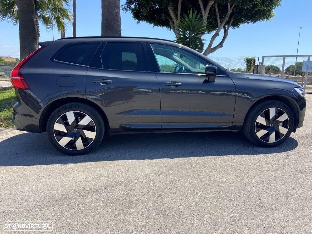 Volvo XC 60 2.0 T6 PHEV Plus Dark AWD - 3