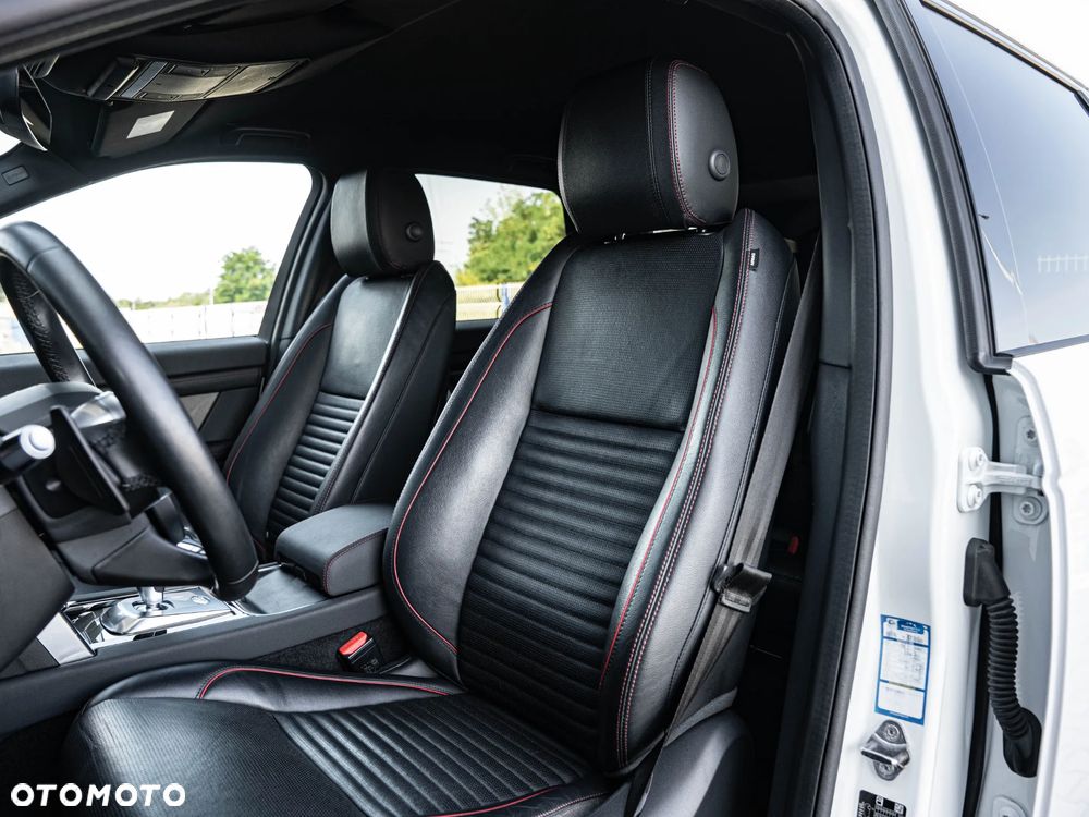 Land Rover Discovery Sport 2.0 D150 R-Dynamic S - 24