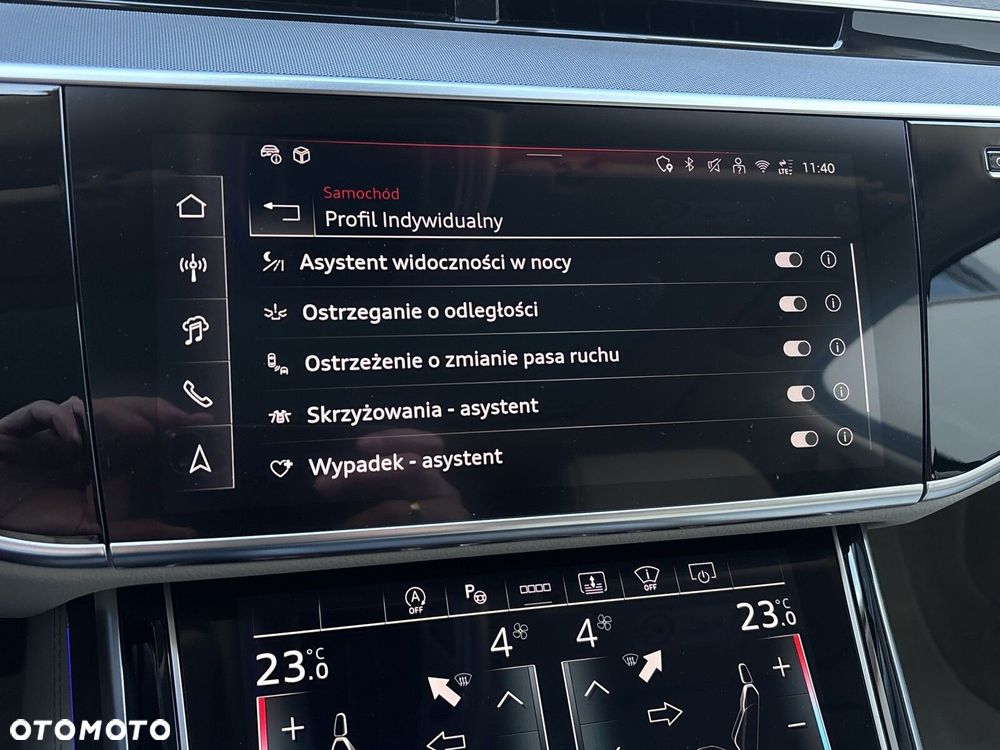 Audi A8 - 25