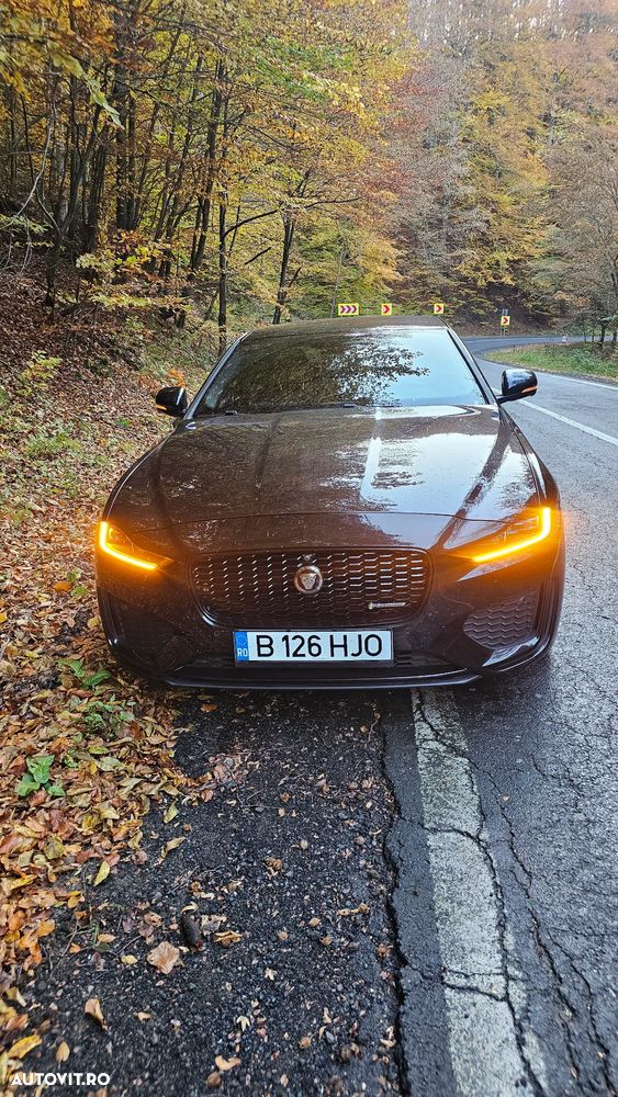 Jaguar XE D200 AWD Aut. R-Dynamic Black - 35