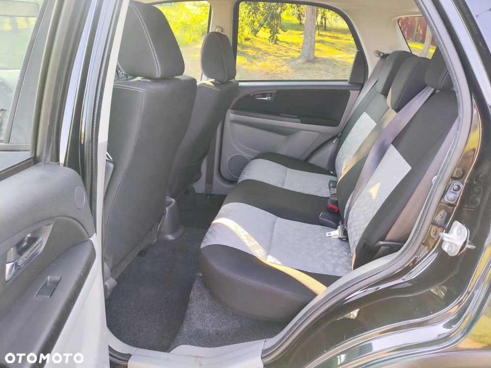 Suzuki SX4 1.6 Premium 4WD - 13