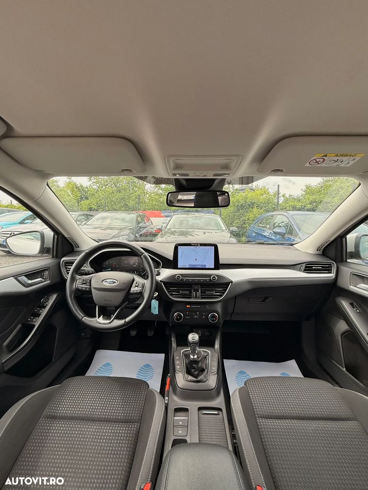 Ford Focus 1.0 EcoBoost Active Business - 19