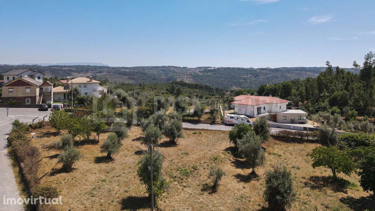 Terreno p/ construção em Fragosela - Grande imagem: 2/12