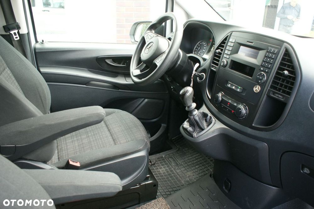 Mercedes-Benz Vito - 13