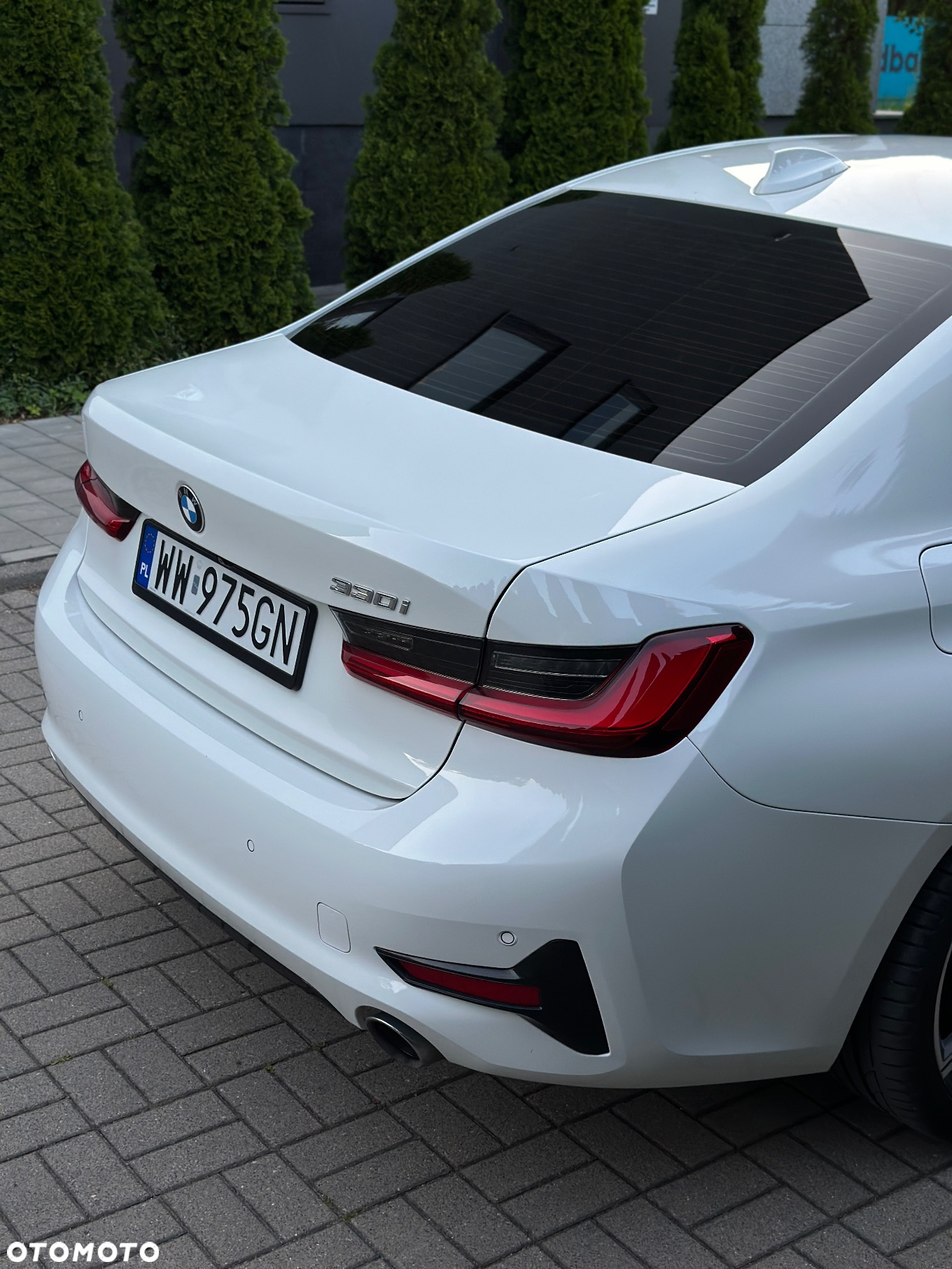 BMW Seria 3 330i Sport Line - 8