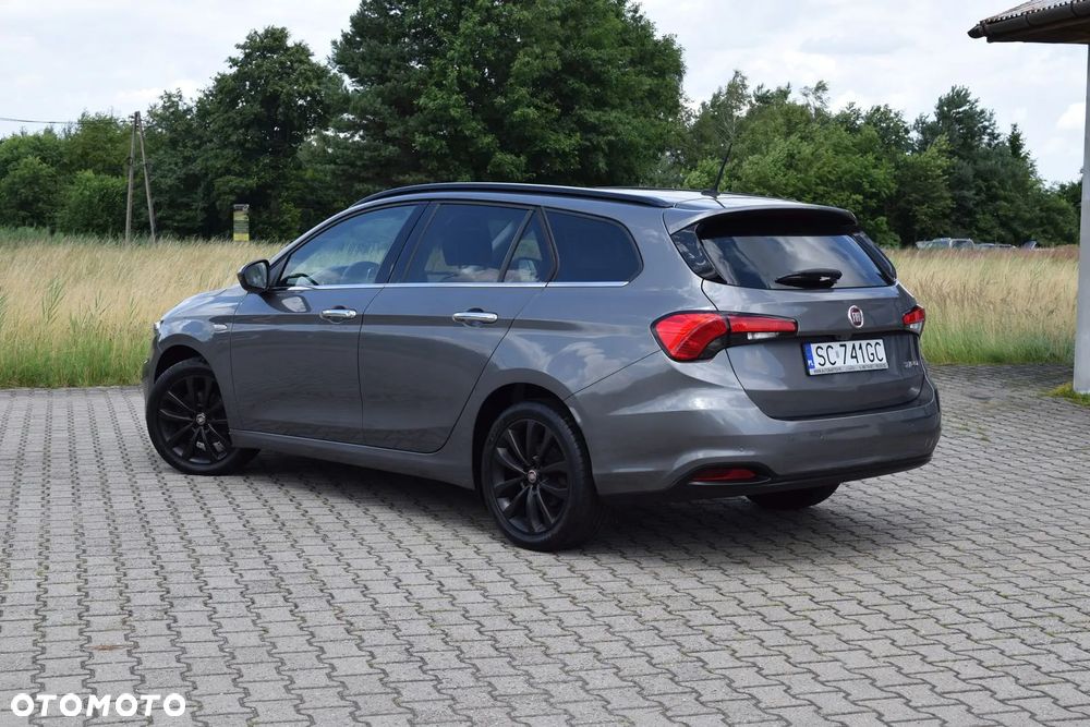 Fiat Tipo 1.4 T-Jet Lounge - 4