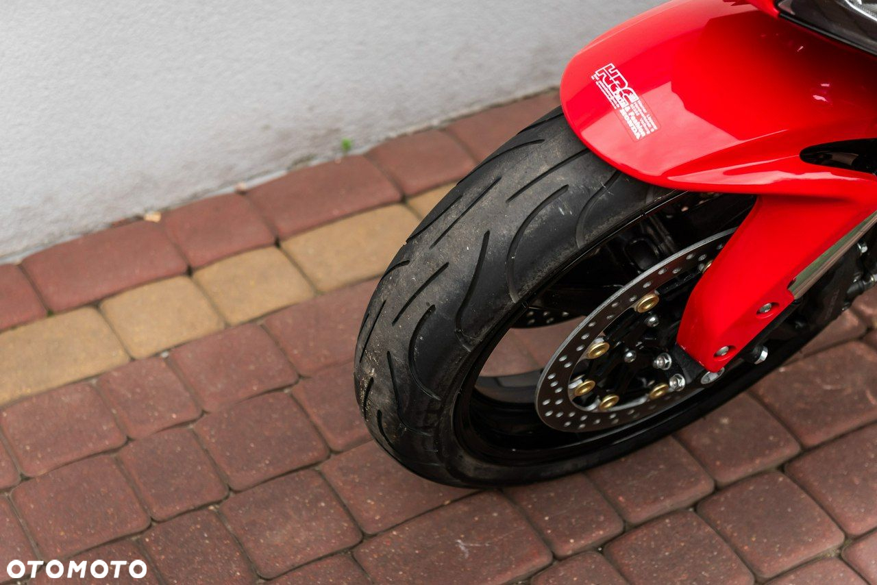 Honda CBR - 7