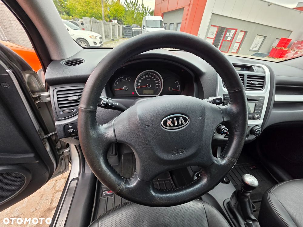 Kia Sportage 2.0 d Tour - 3
