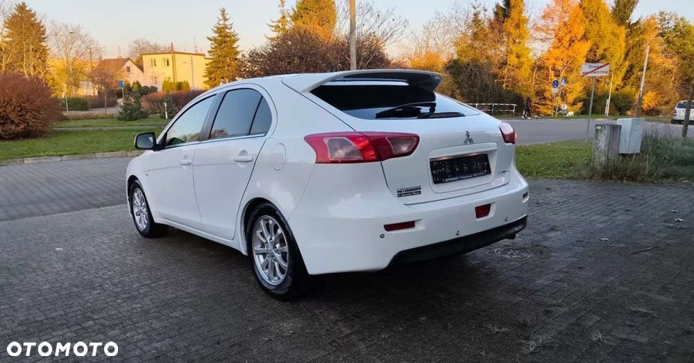 Mitsubishi Lancer - 13