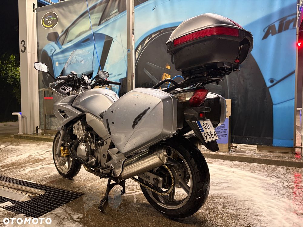 Honda CBF - 3