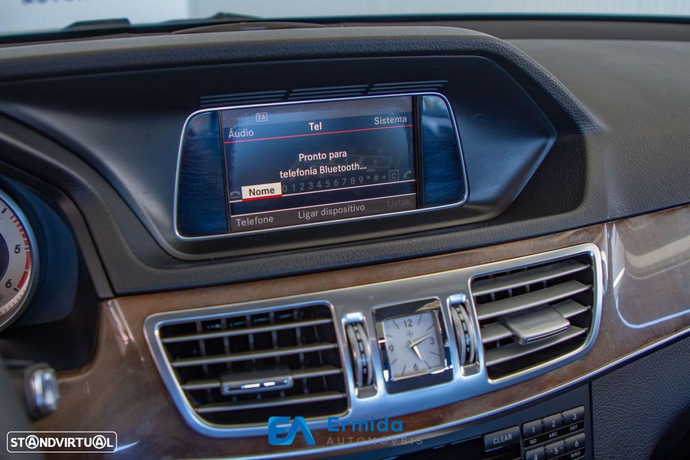 Mercedes-Benz E 300 Bluetec Hybrid Avantgarde - 29