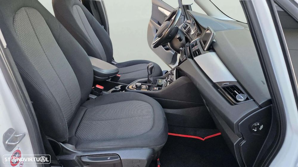 BMW 218 Gran Tourer d 7L Line Luxury - 17