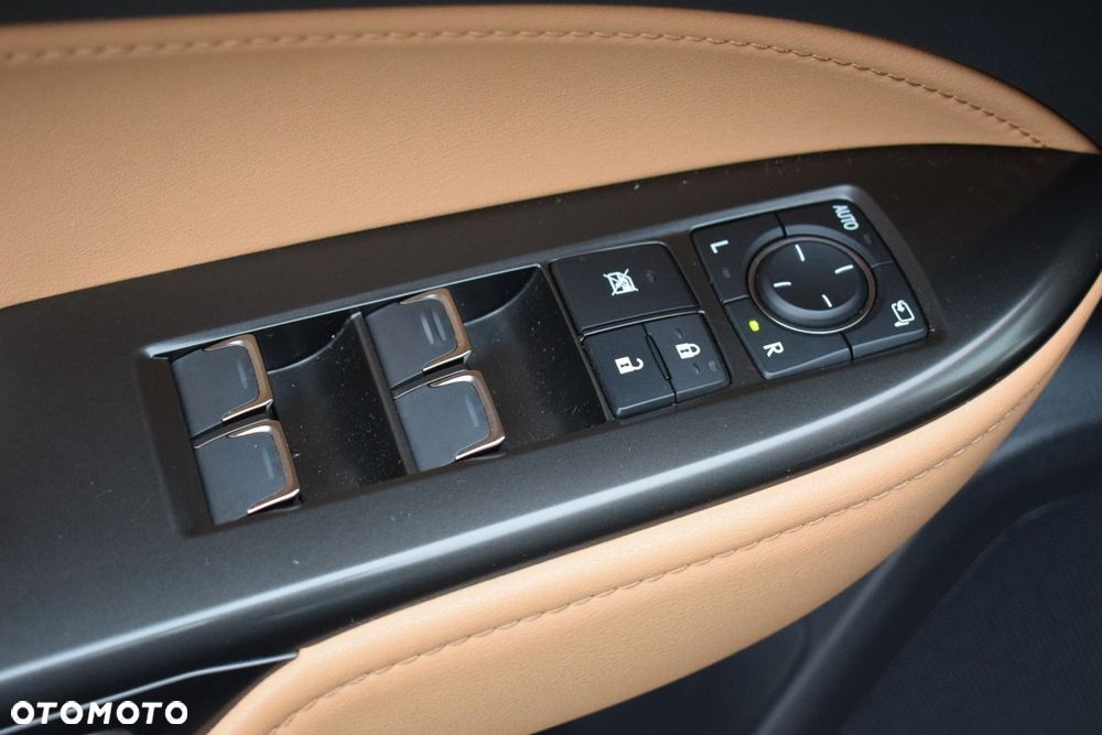 Lexus NX 350h Omotenashi AWD - 29