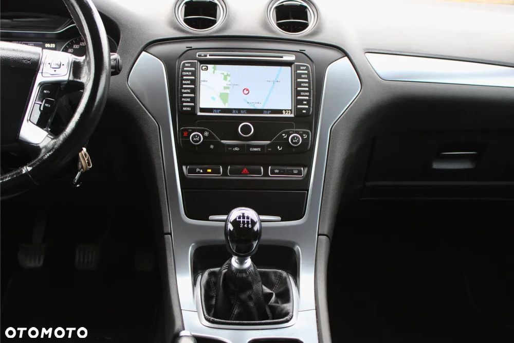 Ford Mondeo 2.0 TDCi Titanium X - 24