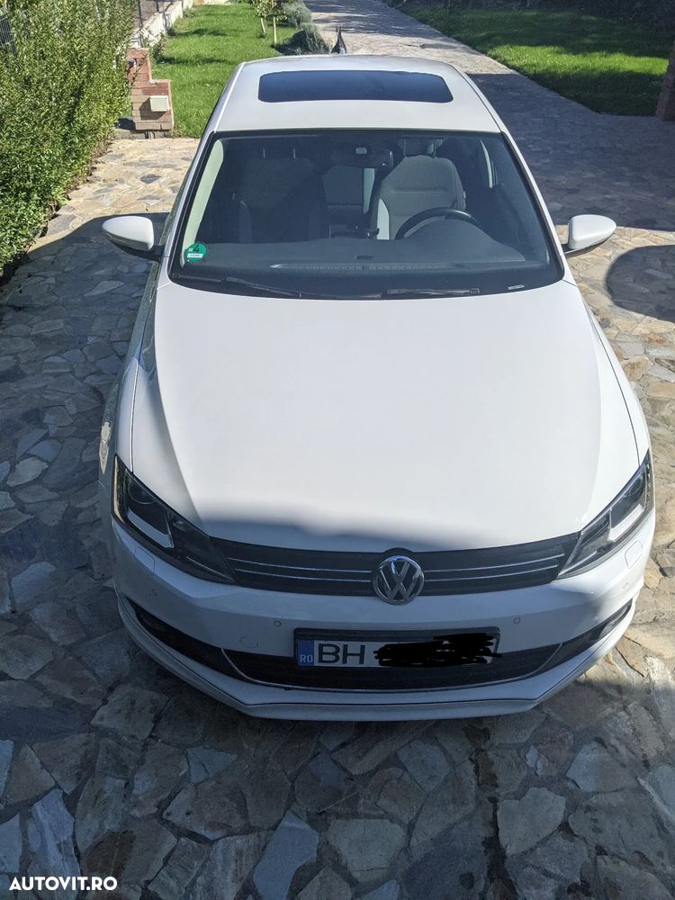 Volkswagen Jetta - 13
