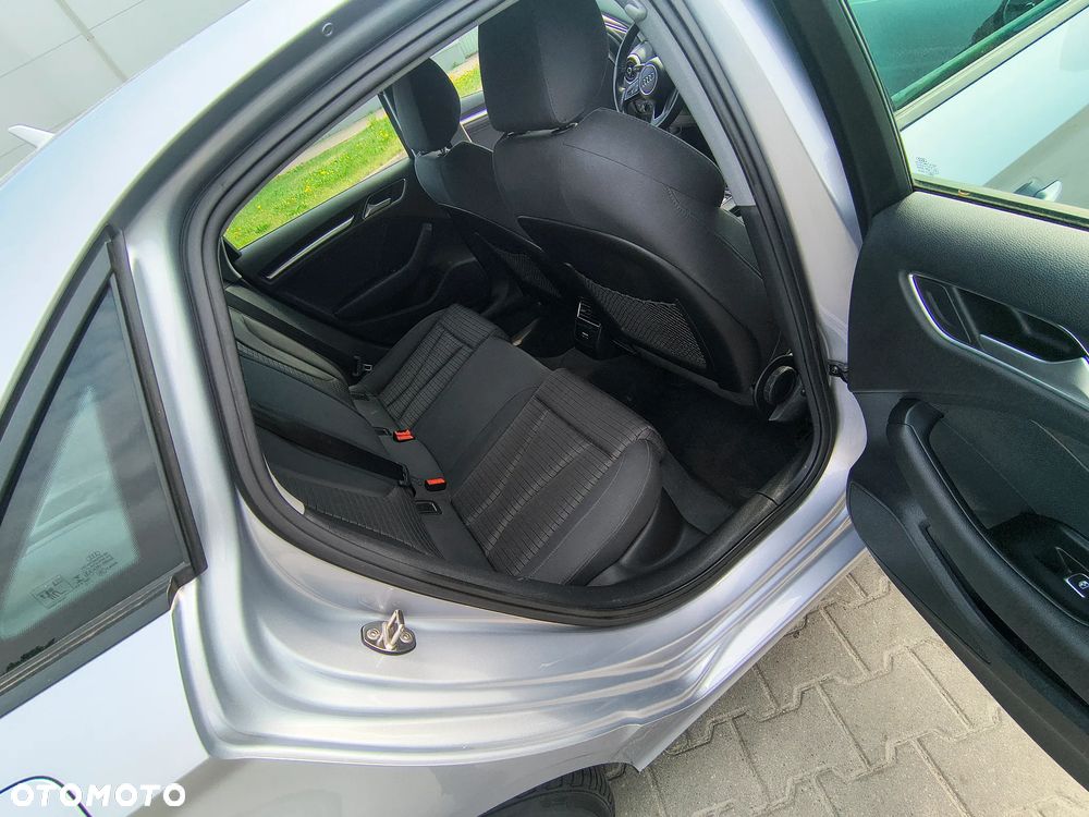 Audi A3 Limousine 1.5 TFSI cylinder on demand design - 10