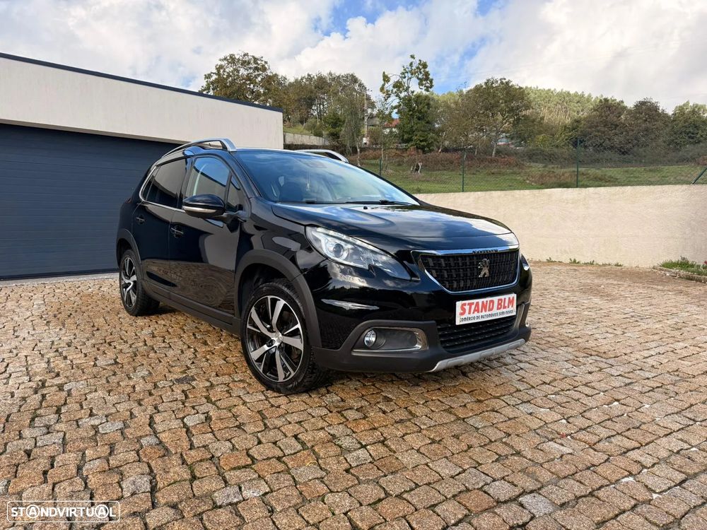 Peugeot 2008 1.2 PureTech GT Line - 1