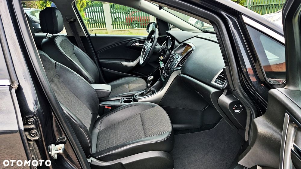 Opel Astra 1.4 T Cosmo S&S - 39