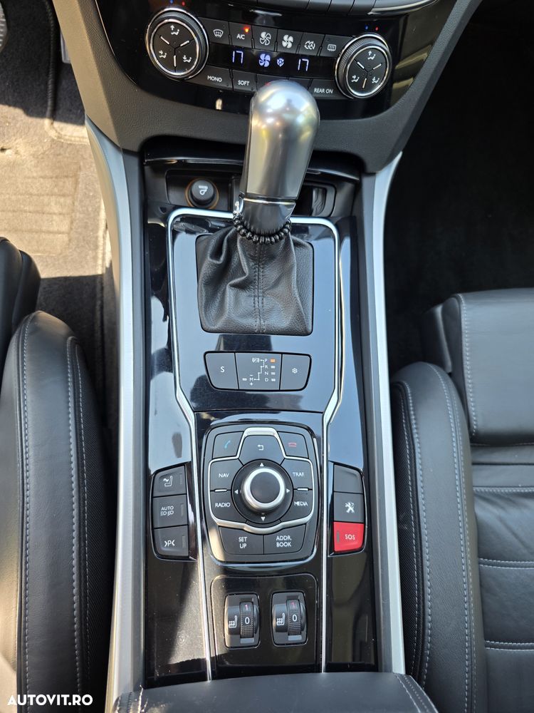 Peugeot 508 2.2 HDI FAP BVA GT - 11