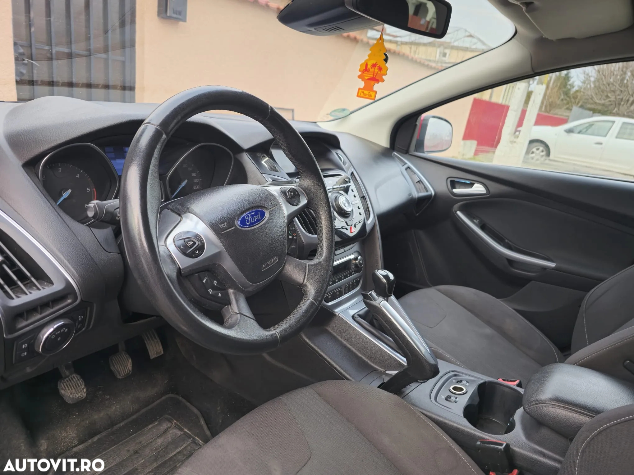 Ford Focus 1.6 TDCI DPF Titanium - 10