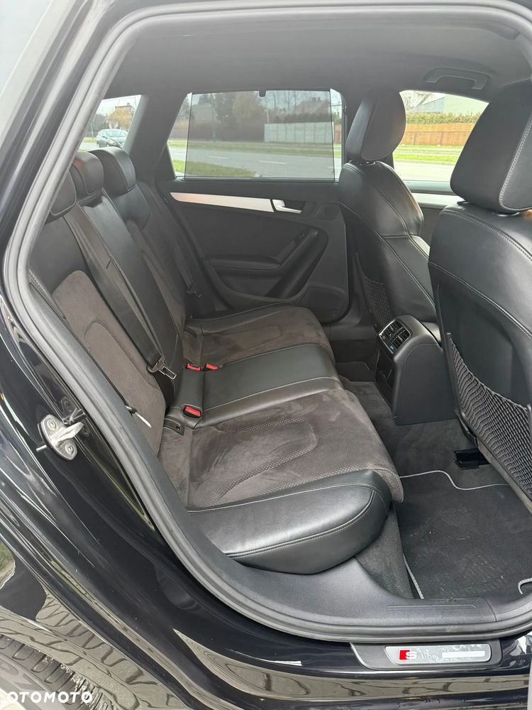 Audi A4 Avant 2.0 TDI DPF multitronic S line Sportpaket - 12