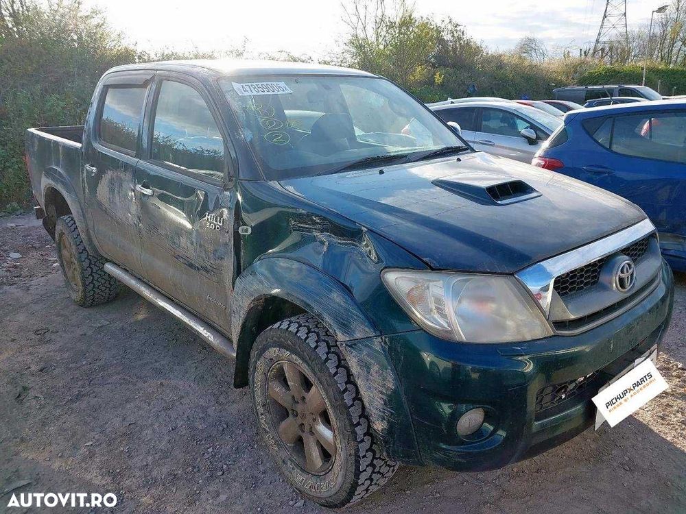 Dezmembrez Toyota hilux  3.0 Diesel 126KW/171CP 2005-2015 - 2