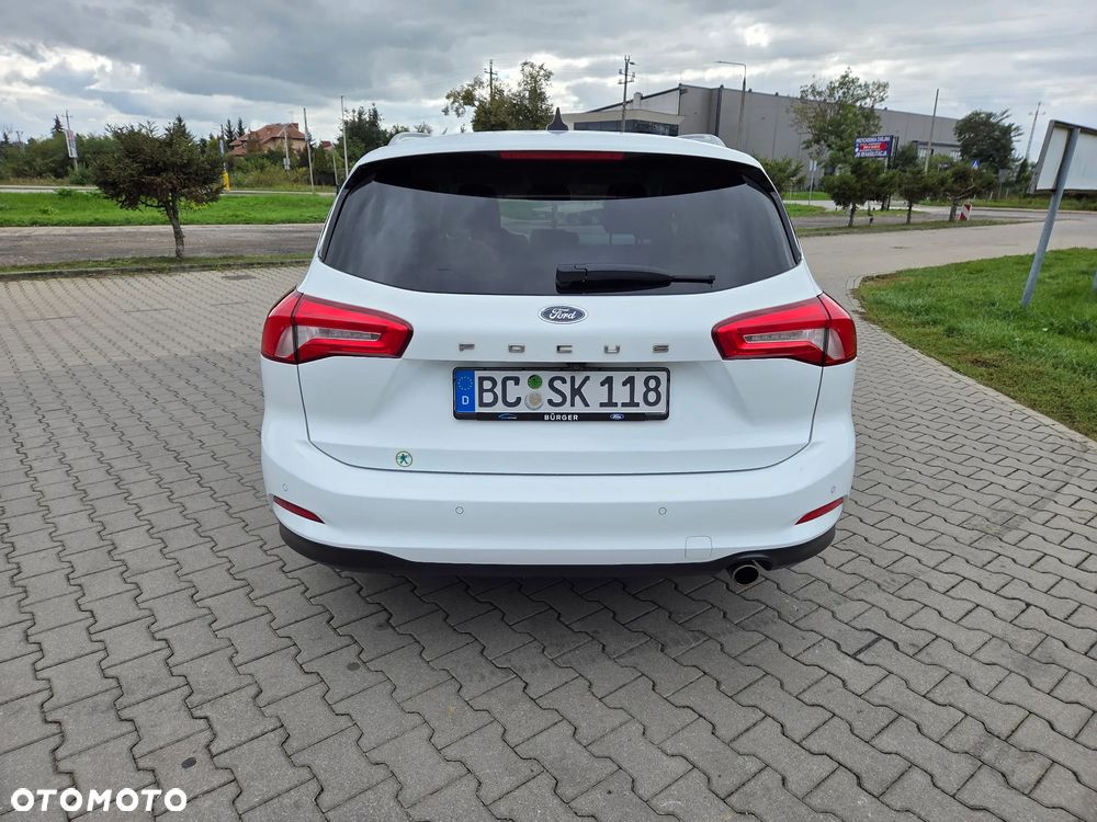 Ford Focus 1.5 EcoBlue Start-Stopp-System TITANIUM - 9