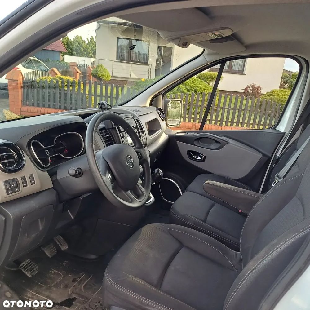 Renault Trafic - 11