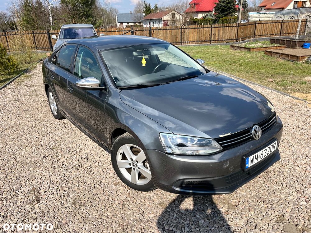Volkswagen Jetta 1.6 TDI Highline Optimum DSG - 29