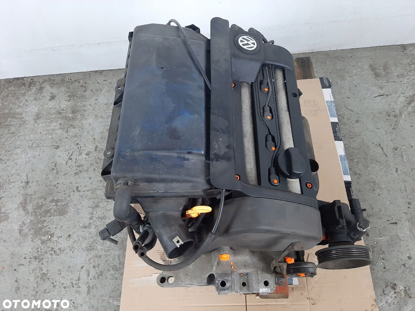VW GOLF IV 1.4 16V HB 5D 00R SILNIK AKQ 55KW 75KM - 5