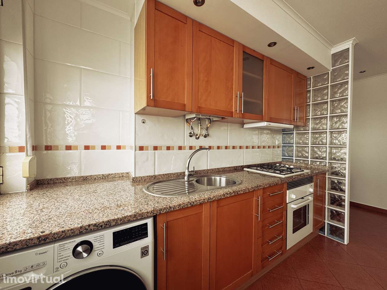 Oportunidade Imperdível na Amadora – T1 com Excelente Localização! - Grande imagem: 3/13