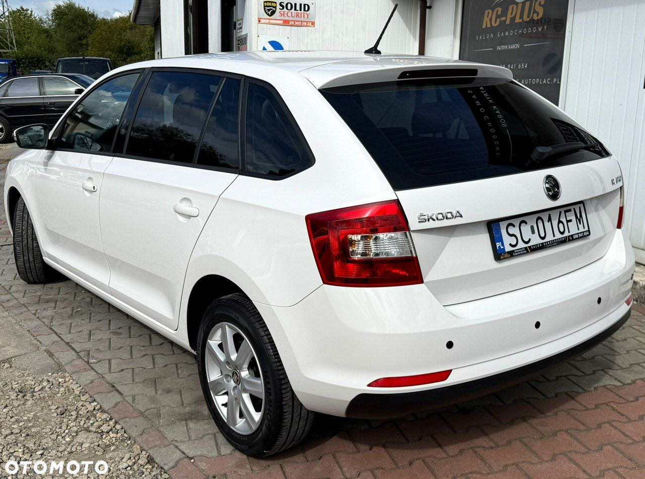 Skoda RAPID Spaceback 1.2 TSI (Green tec) Emotion Plus - 5
