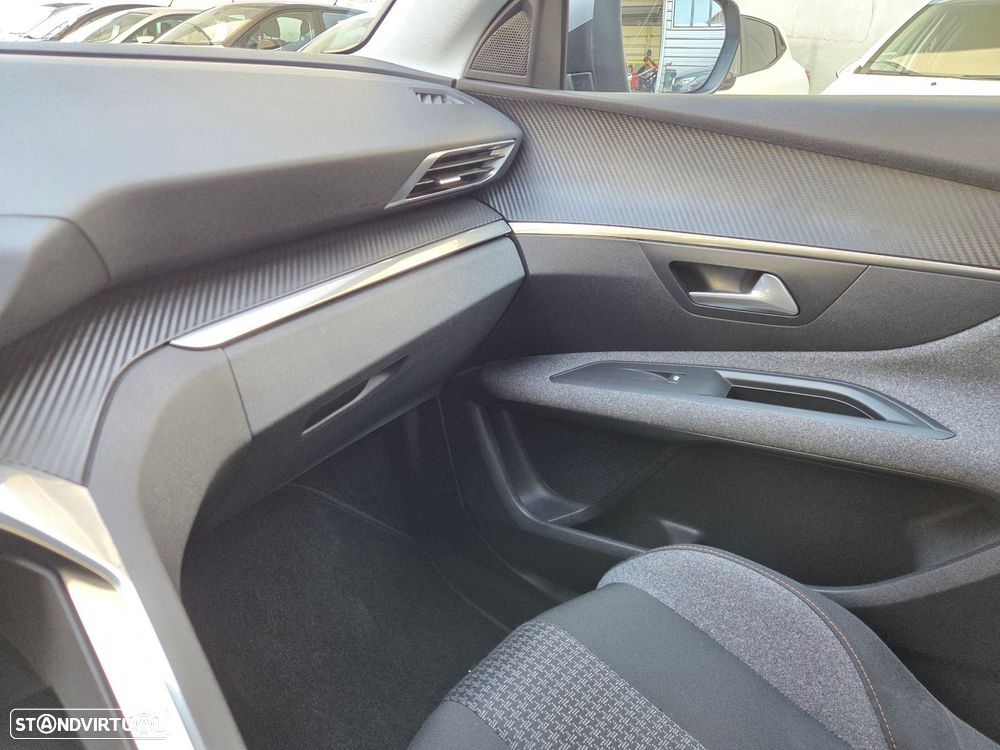 Peugeot 3008 1.6 BlueHDi Active - 30