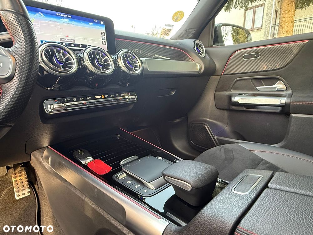 Mercedes-Benz GLB 200 d AMG Line 8G-DCT - 19