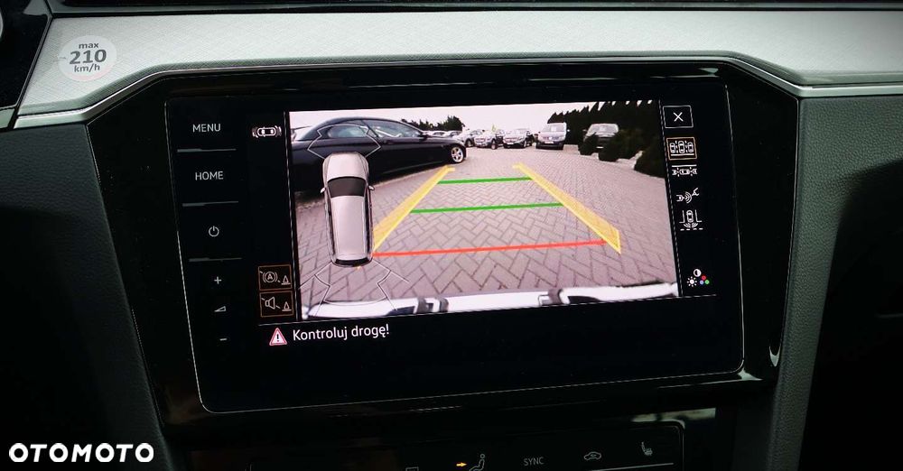 Volkswagen Passat Variant 2.0 TDI SCR DSG 4Motion Business - 31