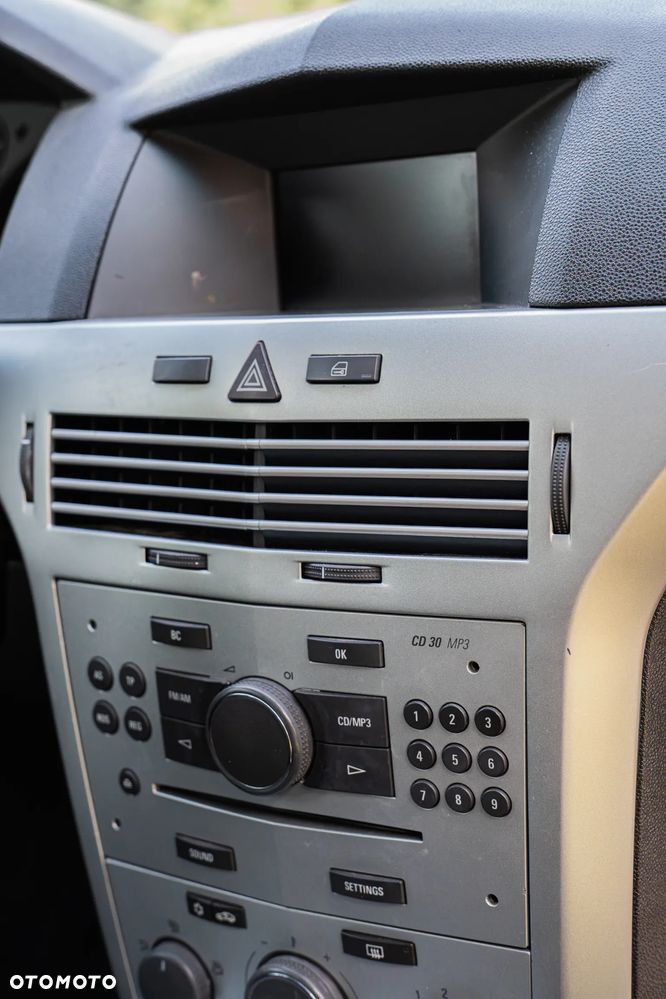 Opel Astra 1.4 111 - 15