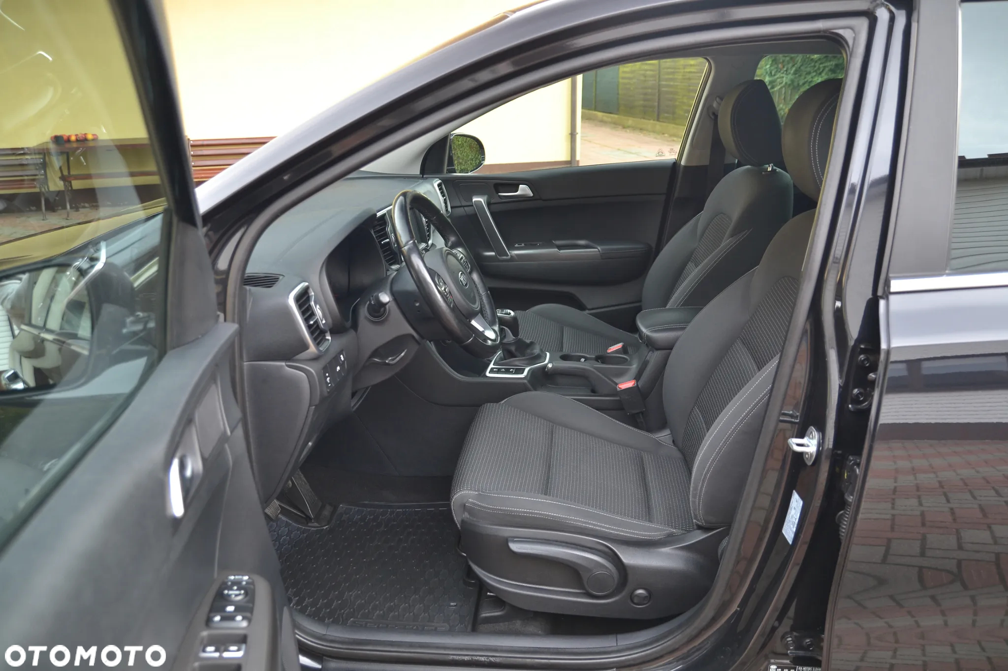 Kia Sportage 1.7 CRDI Business Line L 2WD - 13