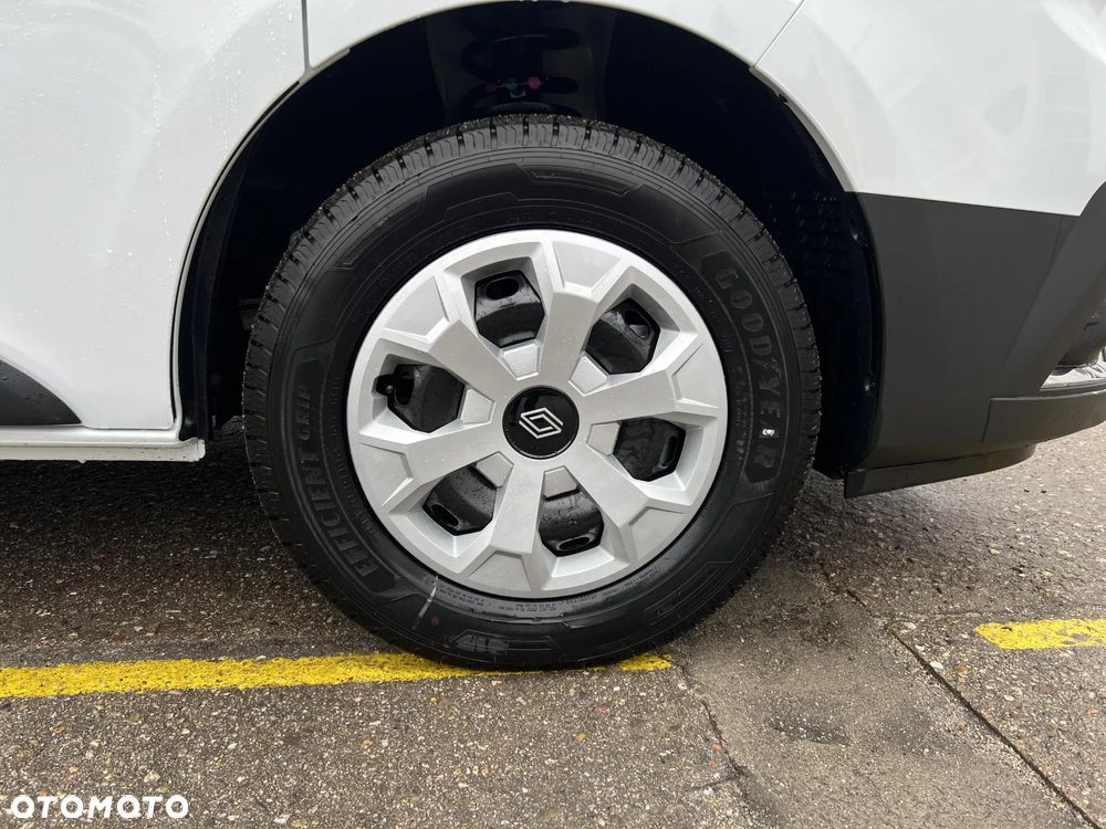 Renault Trafic - 16