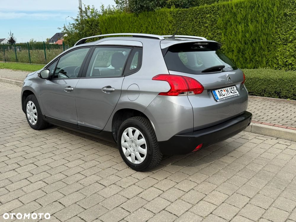 Peugeot 2008 - 10