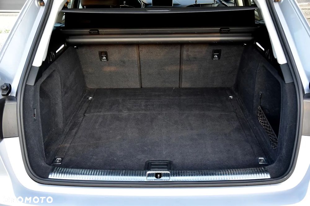 Audi A4 Avant 2.0 TDI S tronic - 12