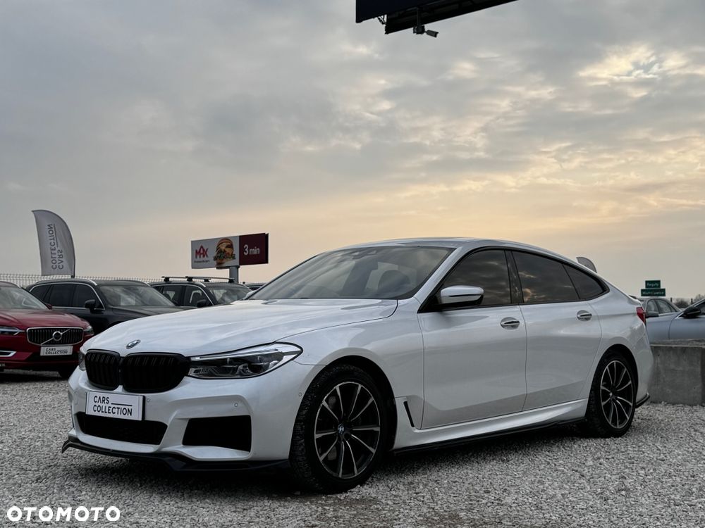 BMW 6GT - 8