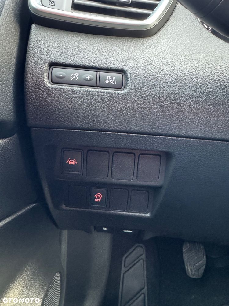 Nissan Qashqai 1.6 DCi TEKNA+ - 25