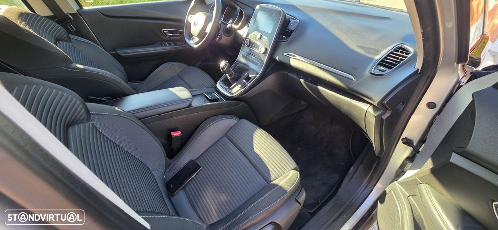 Renault Grand Scénic 1.5 dCi Intens Hybrid Assist SS - 6
