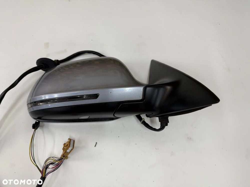 AUDI A8 D3 II LIFT LUSTERKO PRAWE 14+3 PIN KOLOR LY7J - 3