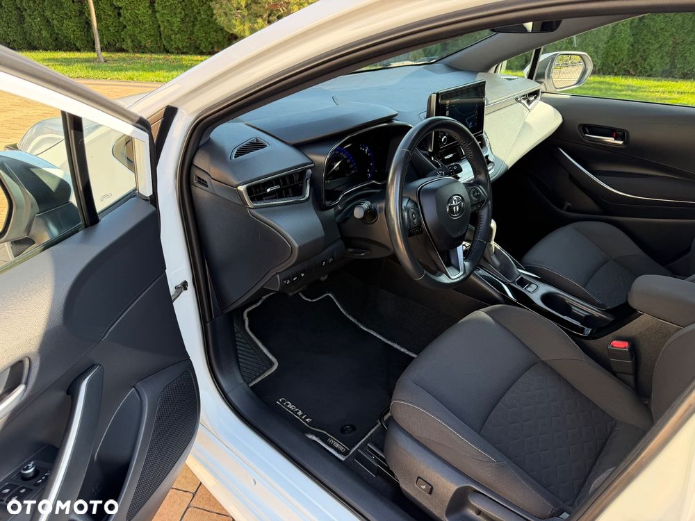 Toyota Corolla 1.8 Hybrid Comfort - 21