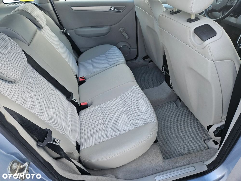 Mercedes-Benz Klasa B 200 Autotronic - 7