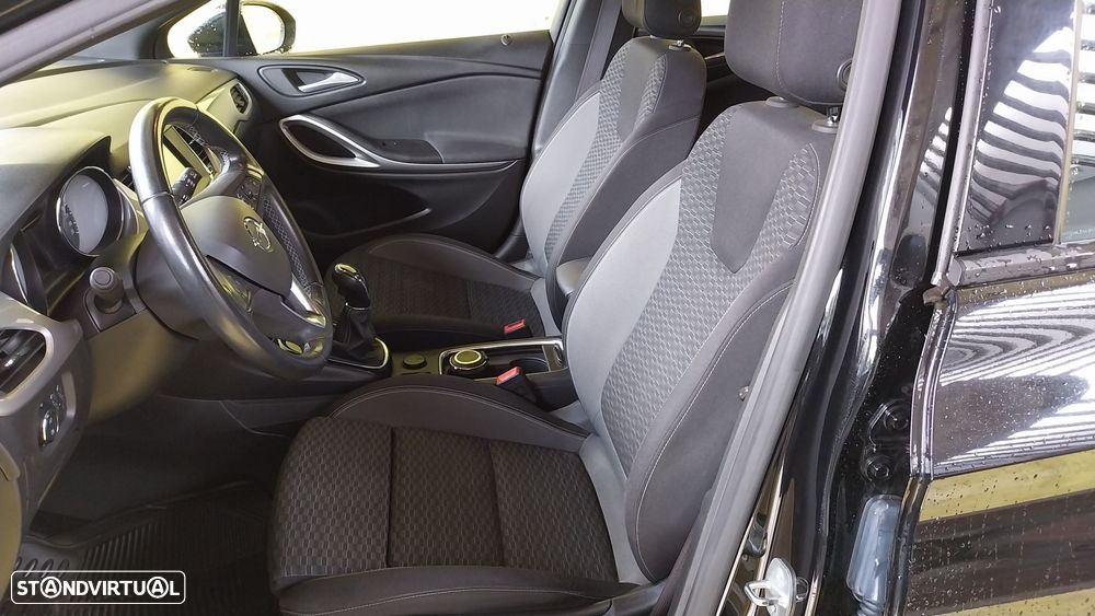 Opel Astra 1.2 T GS Line S/S - 8
