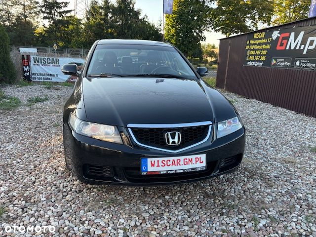 Honda Accord 2.0 Executive - 16