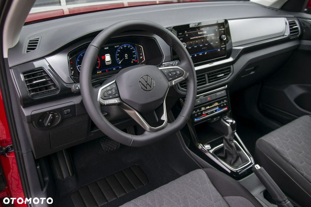 Volkswagen T-Cross - 17